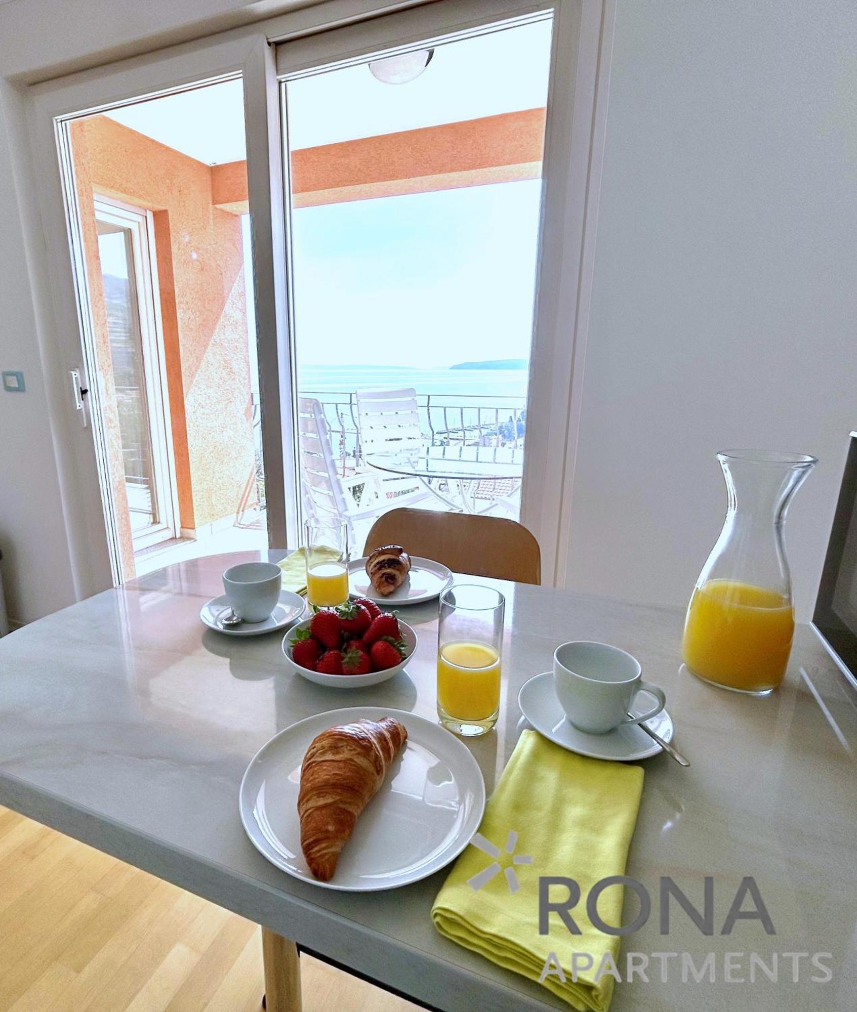 Rona Spacious Apartment With A Panoramic View Ичичи Экстерьер фото